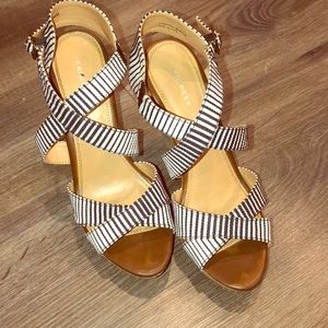 Chinese Laundry Black & White Wedges
